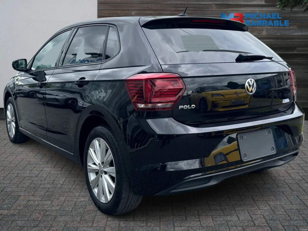 Volkswagen Polo Petrol Automatic - Image 4