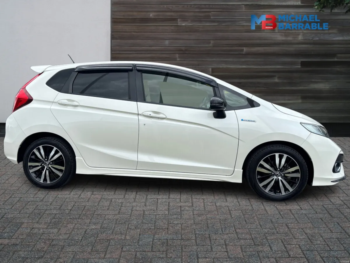 Honda Fit 1.5L Petrol Hybrid Automatic RS - Image 4