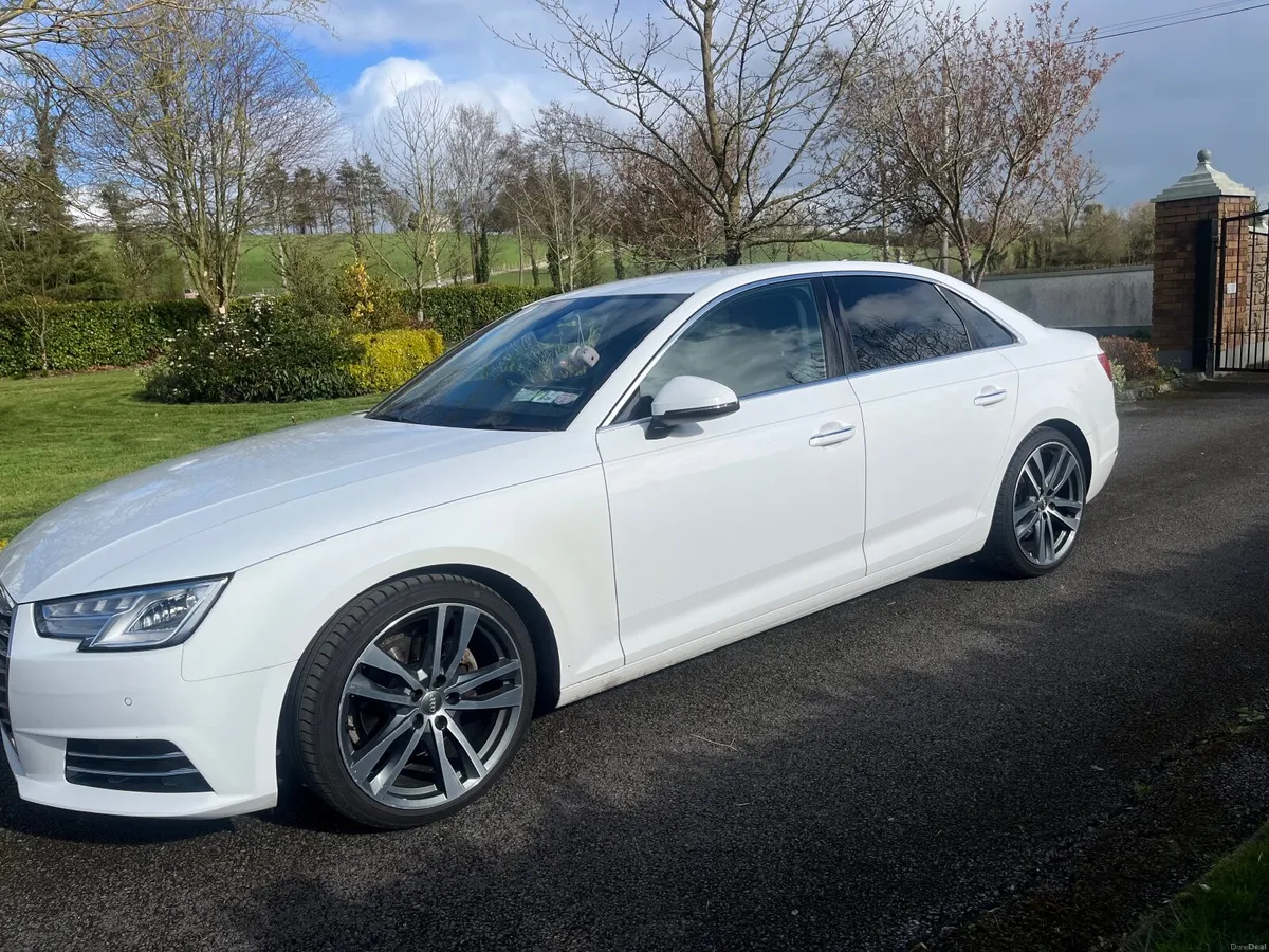 Audi A4 2018 - Image 1