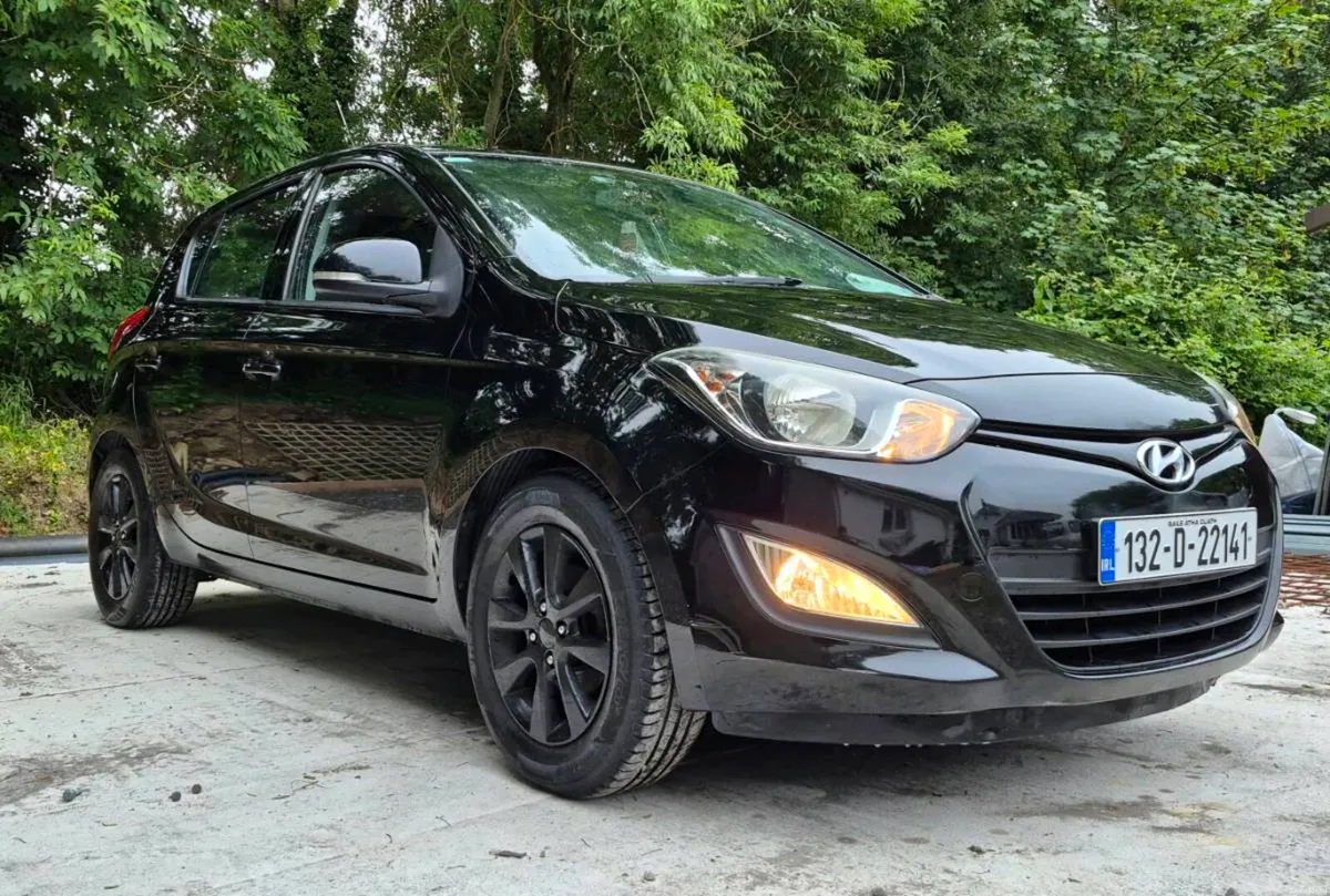 Hyundai i20 new NCT low Mileage - Image 4