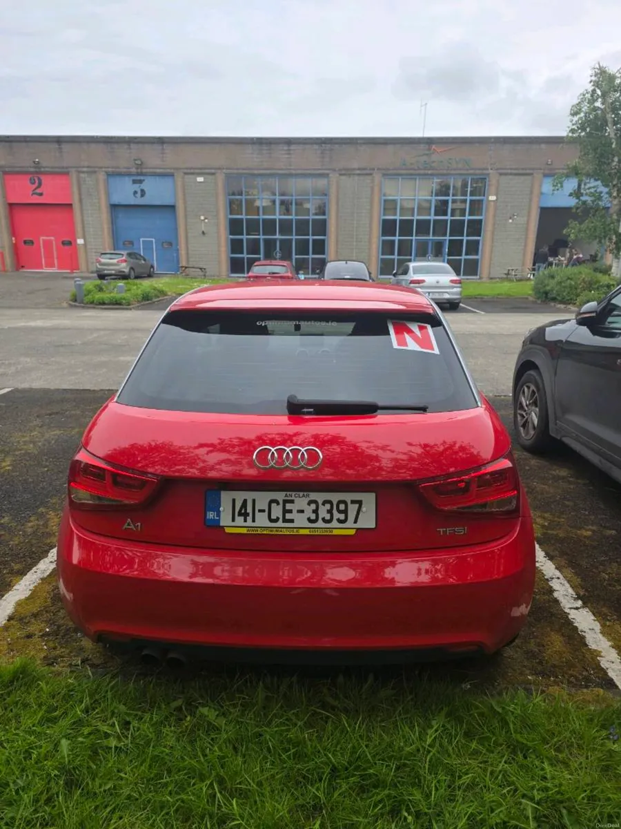AUDI A1 2014 - Image 3