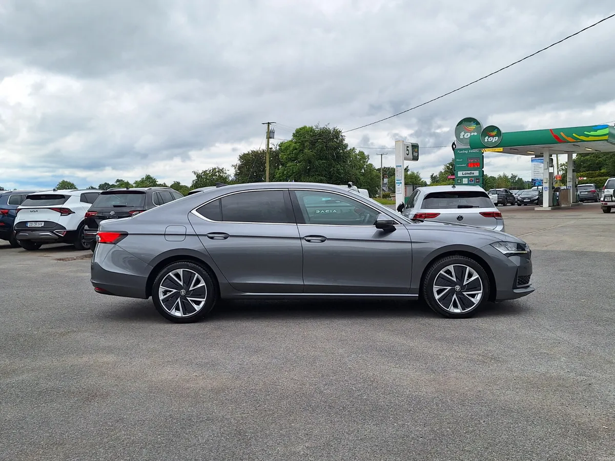 Skoda Superb 2.0 Tdi NEW MODEL *High Spec - Image 2