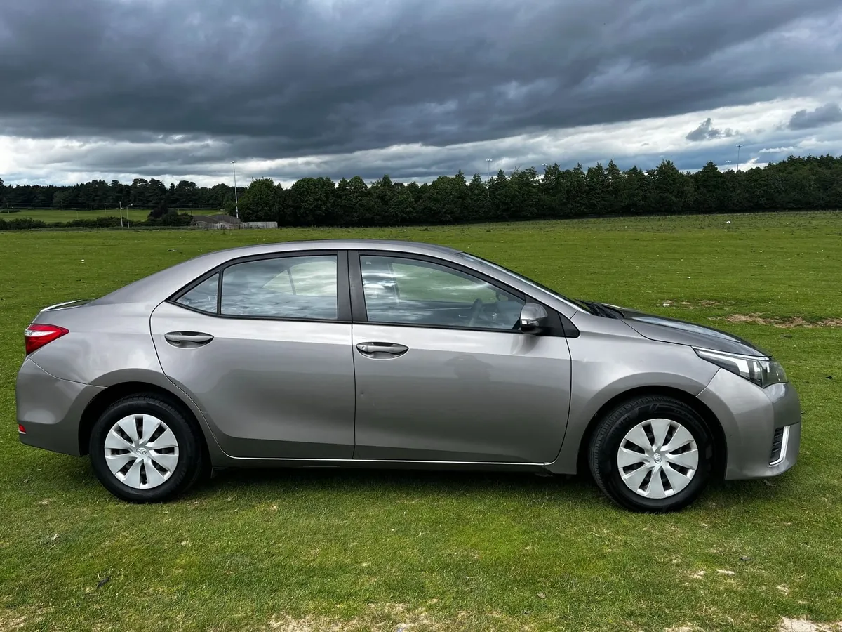 2014 Toyota Corolla 1.4 D-4D Terra — Diesel - Image 3