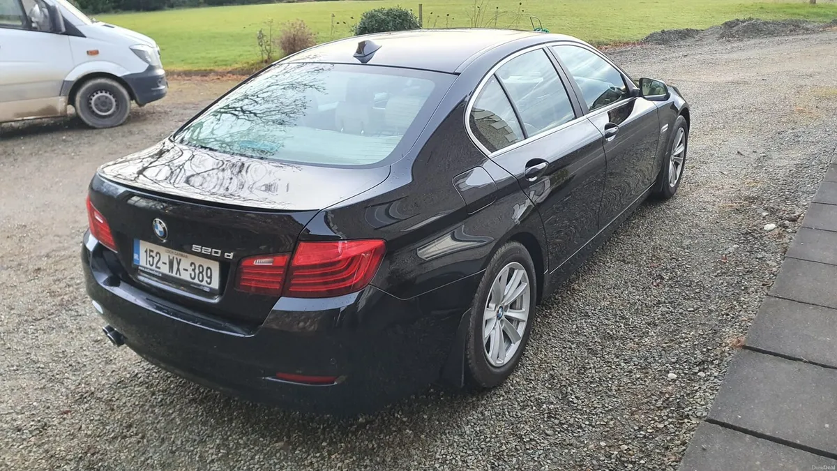 BMW 5 Series - Image 3
