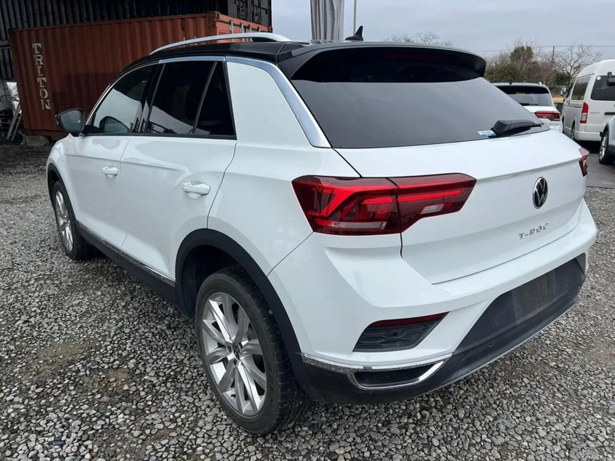 Volkswagen T-Roc Sport - Image 3