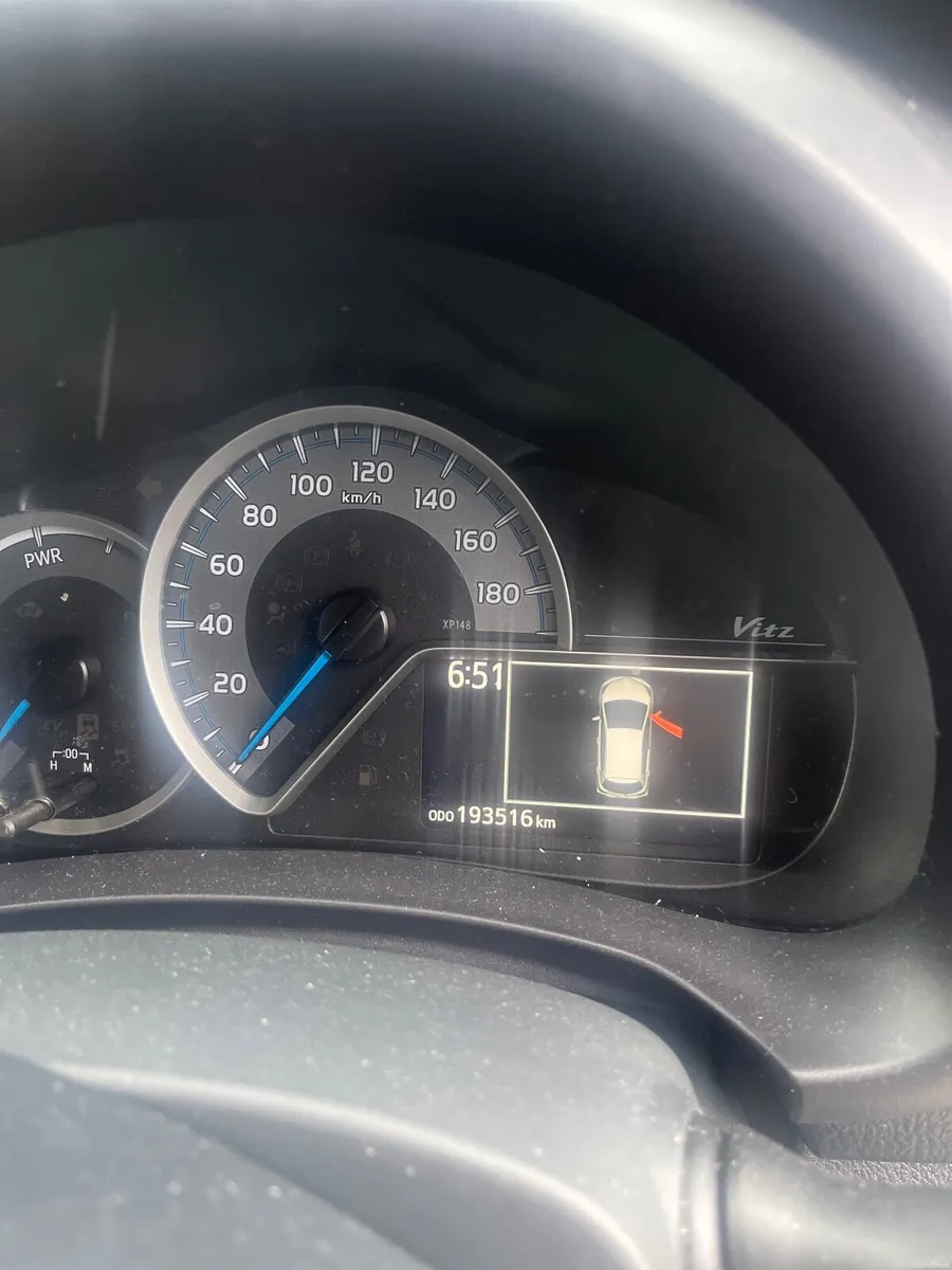 Toyota Vitz 2017 - Image 3