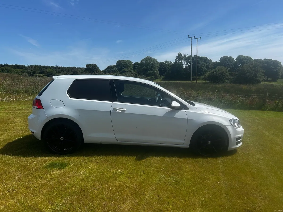 Golf Van 2015 White for sale - Image 1