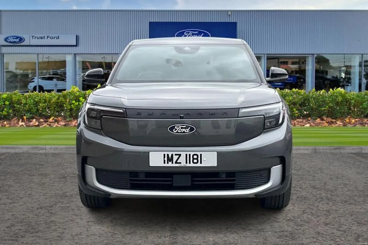Ford Explorer Extended Range 77kWh Premium SUV 5dr - Image 6