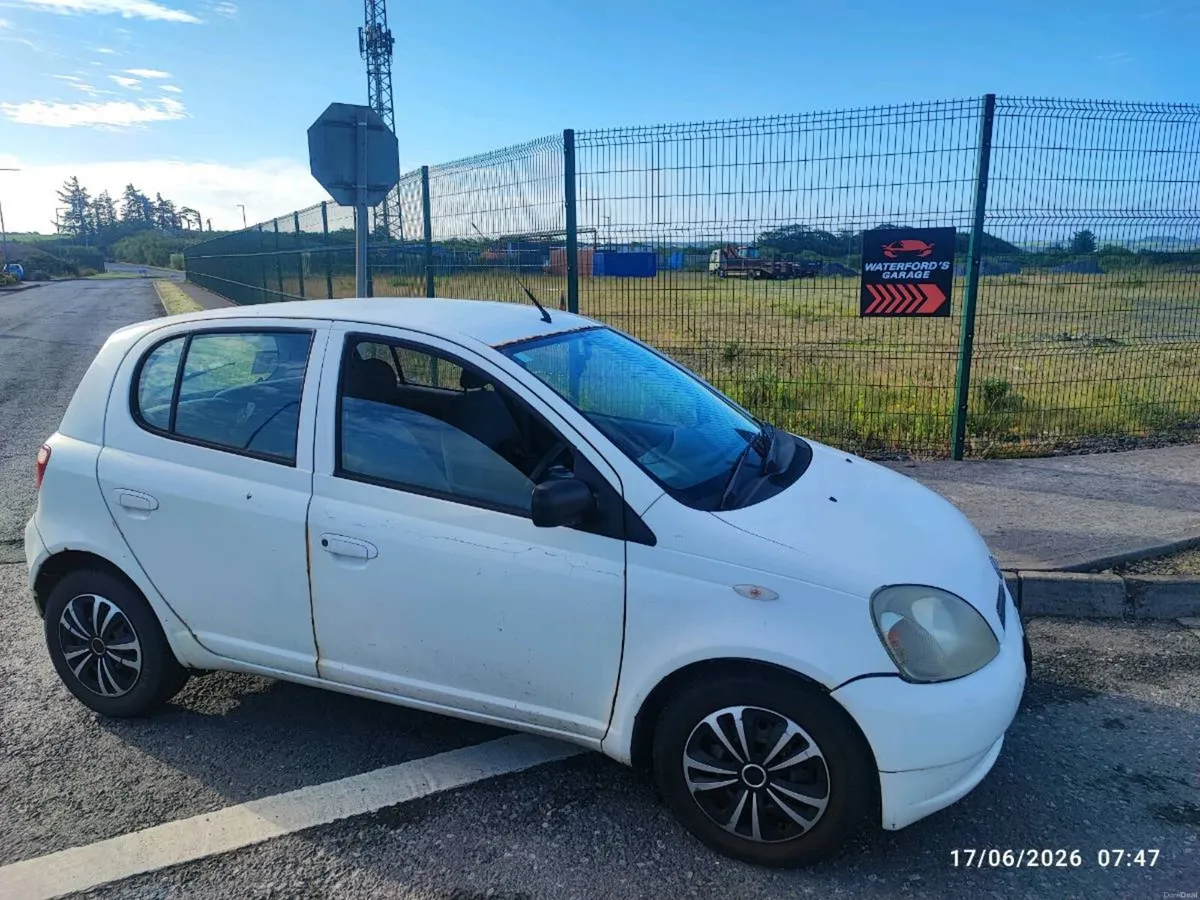 2002 Toyota yaris . Taxed and tested (1.3) - Image 1