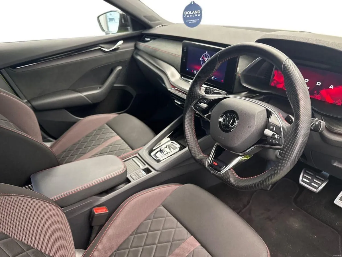 Skoda Octavia 2.0TDI 200HP RS DSG *FLASH SAEL* €11 - Image 6
