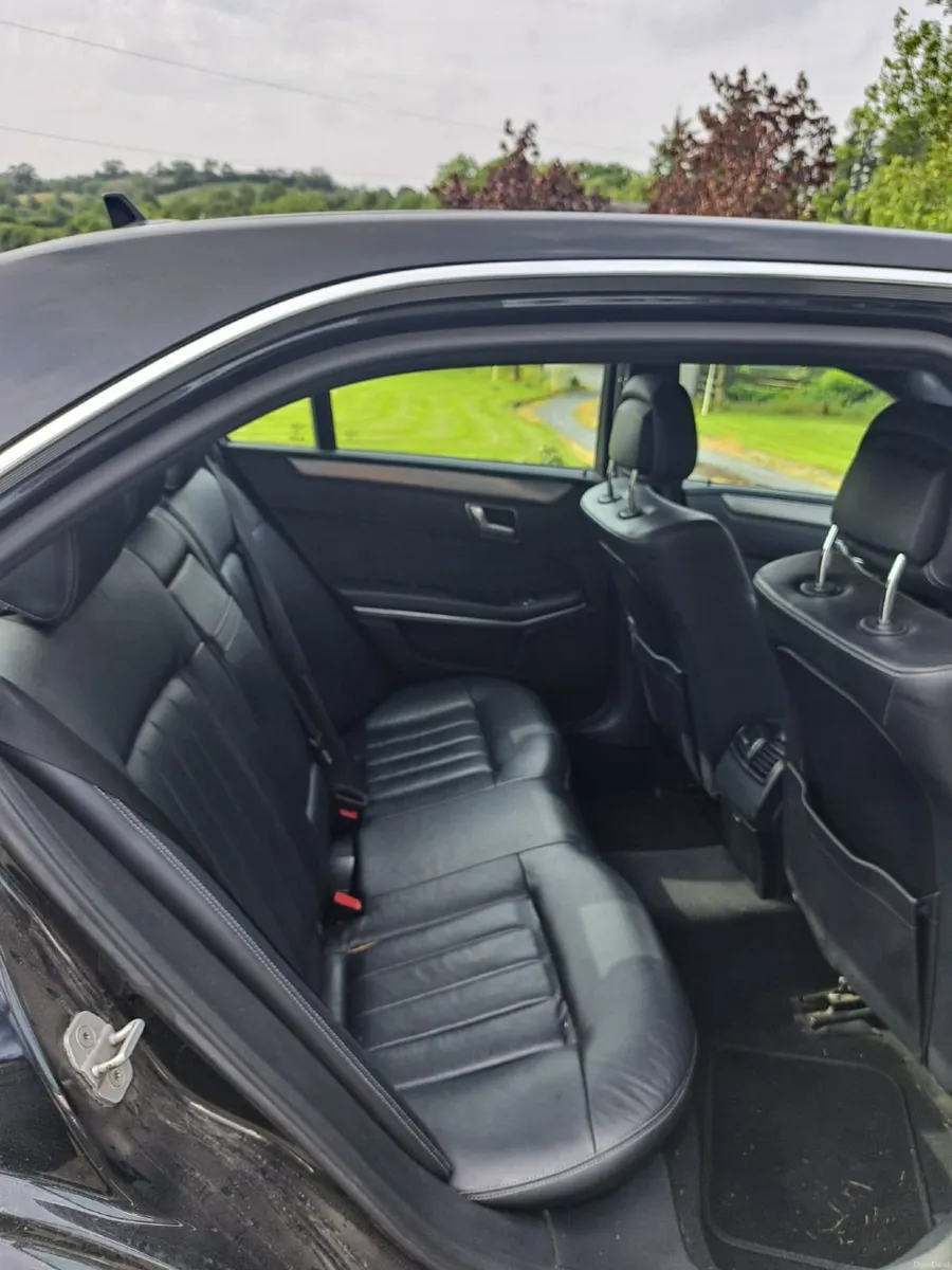 Mercedes-Benz E-Class 2015 - Image 4