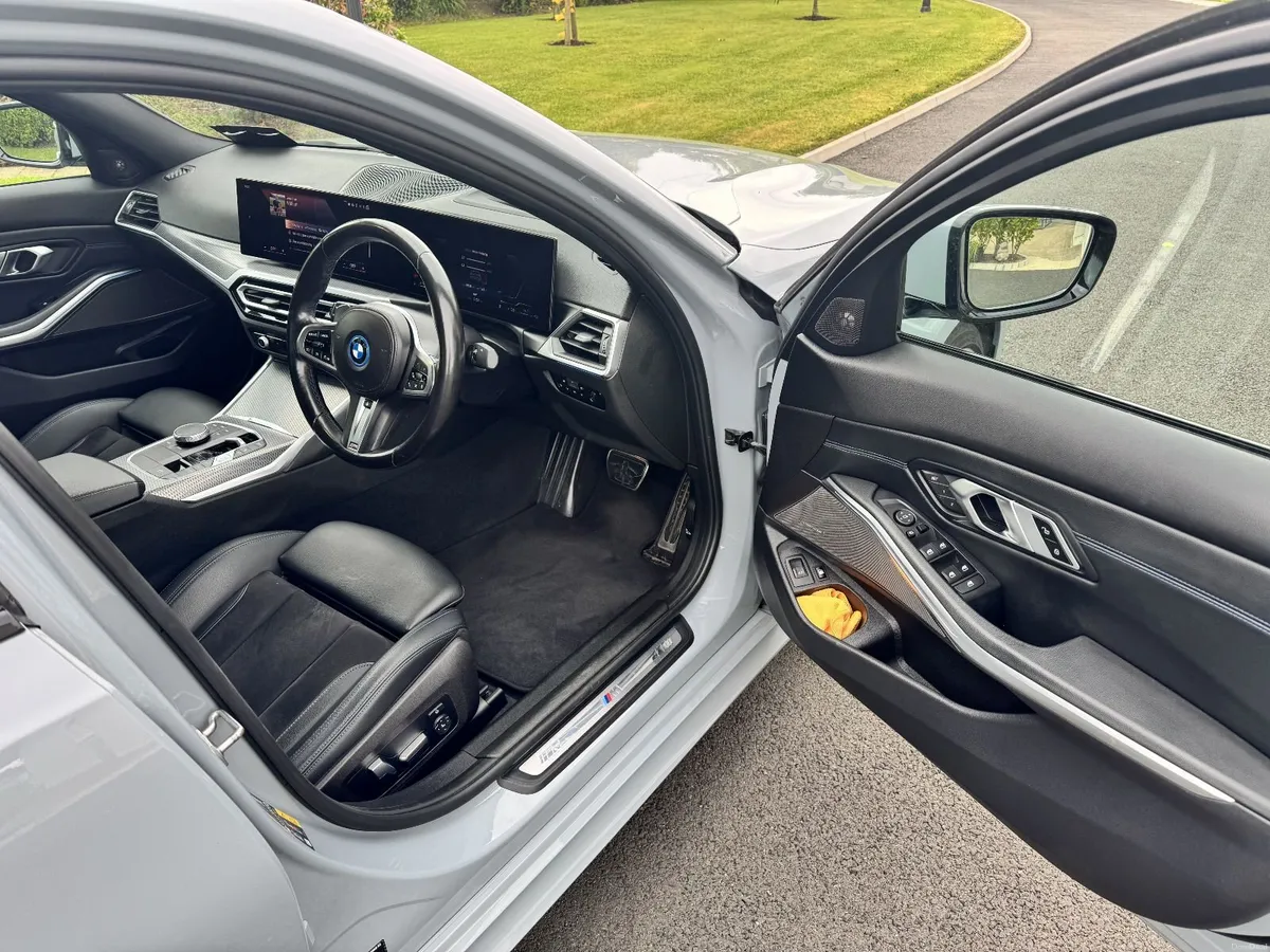 BMW 3-Series 330e M Sport Pro Edition - Image 3