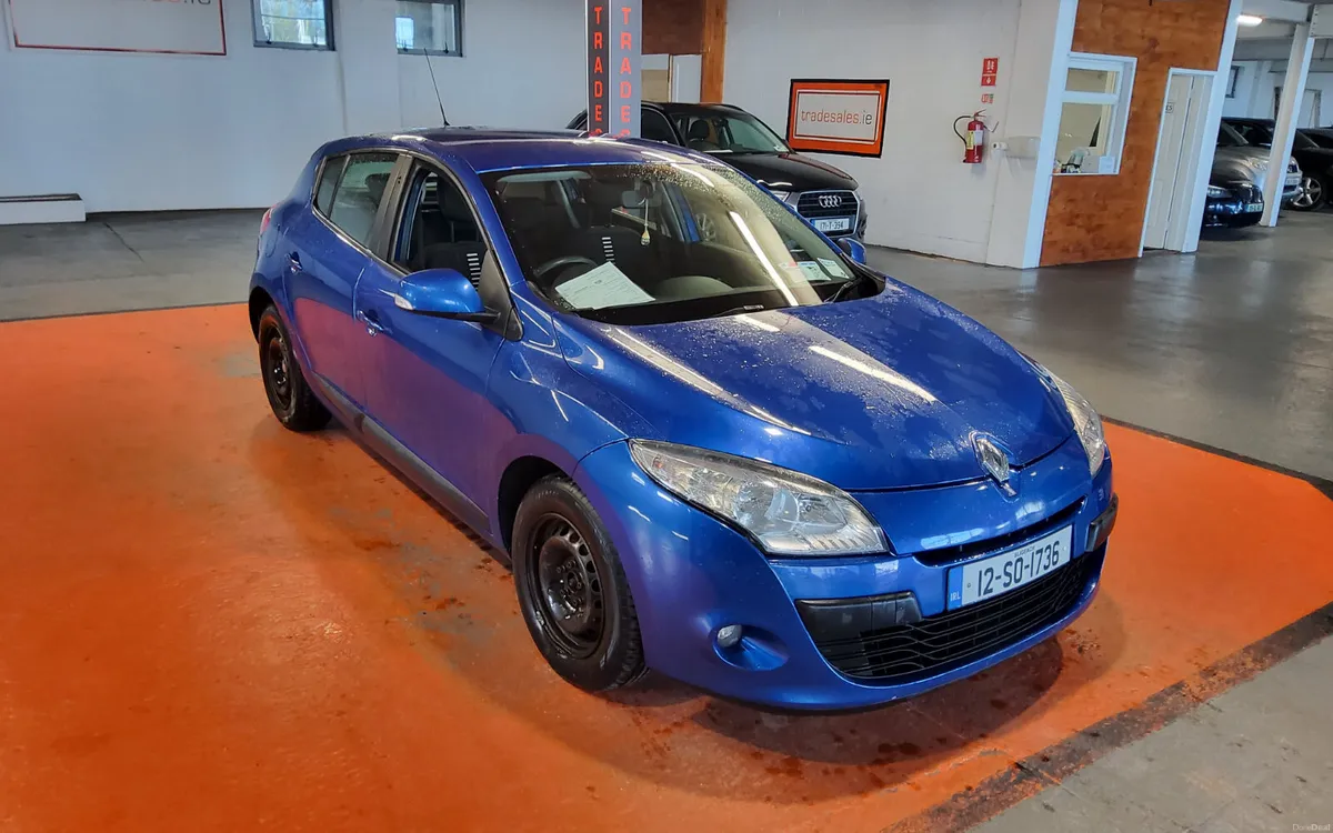 Renault Megane 2012 - Image 1