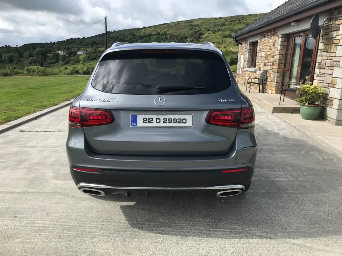 Mercedes-Benz GLC 2021 - Image 3