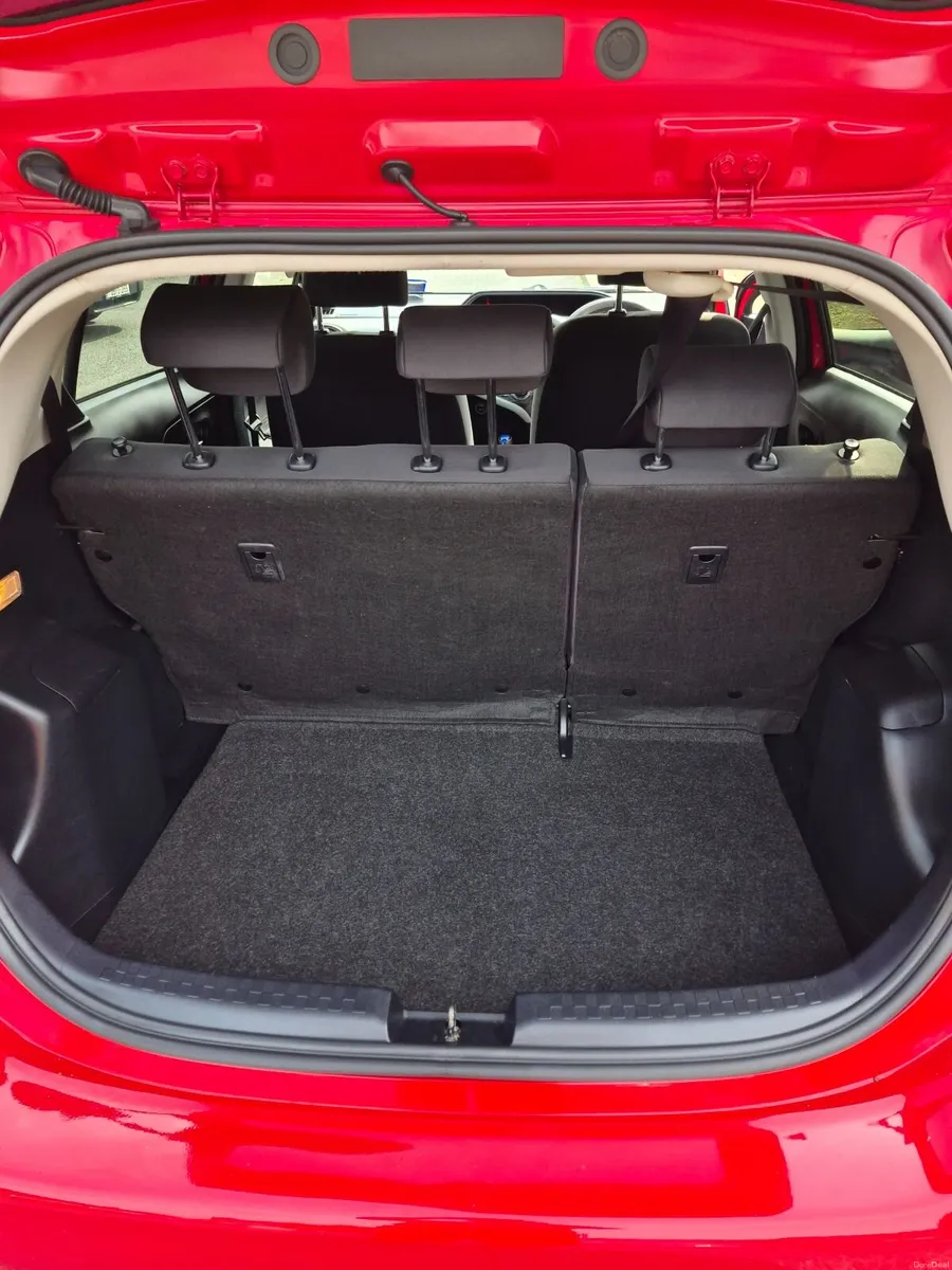 Toyota Aqua 2014 - Image 5