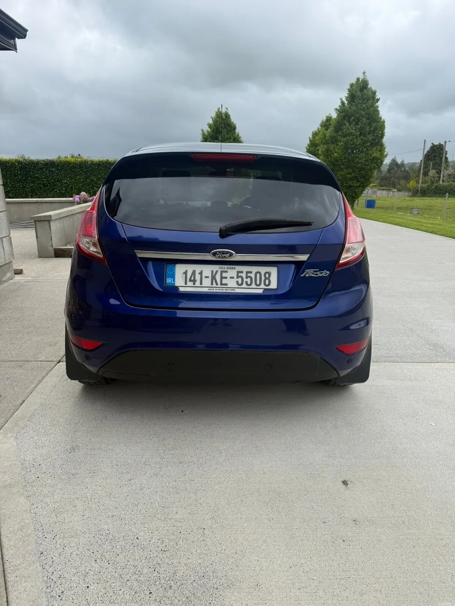 Ford fiesta *high spec* - Image 4