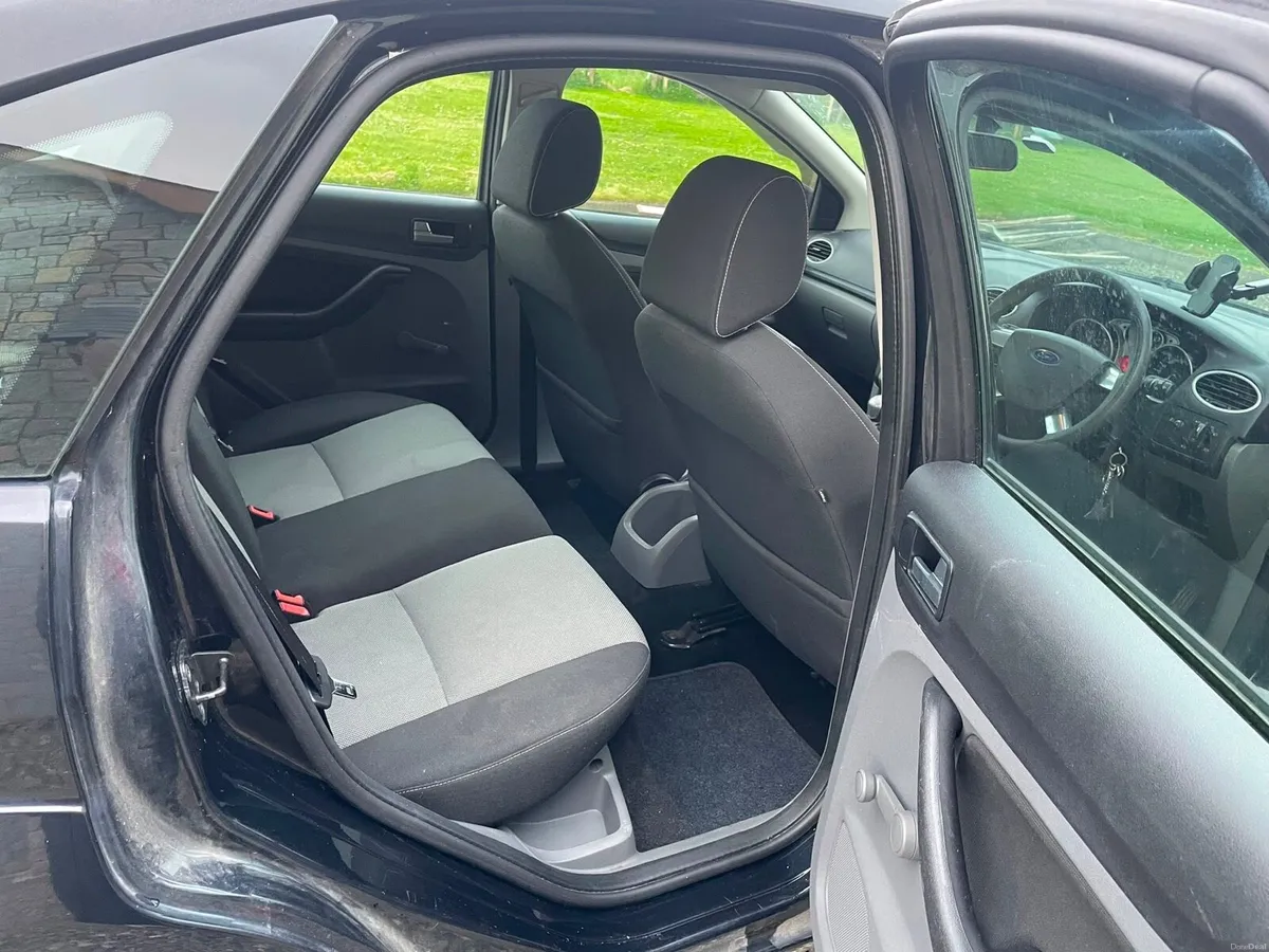 Ford Focus 2011 €1,700 ONO - Image 2