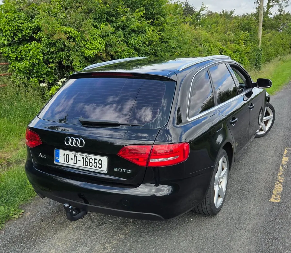Audi A4 2010 - Image 2