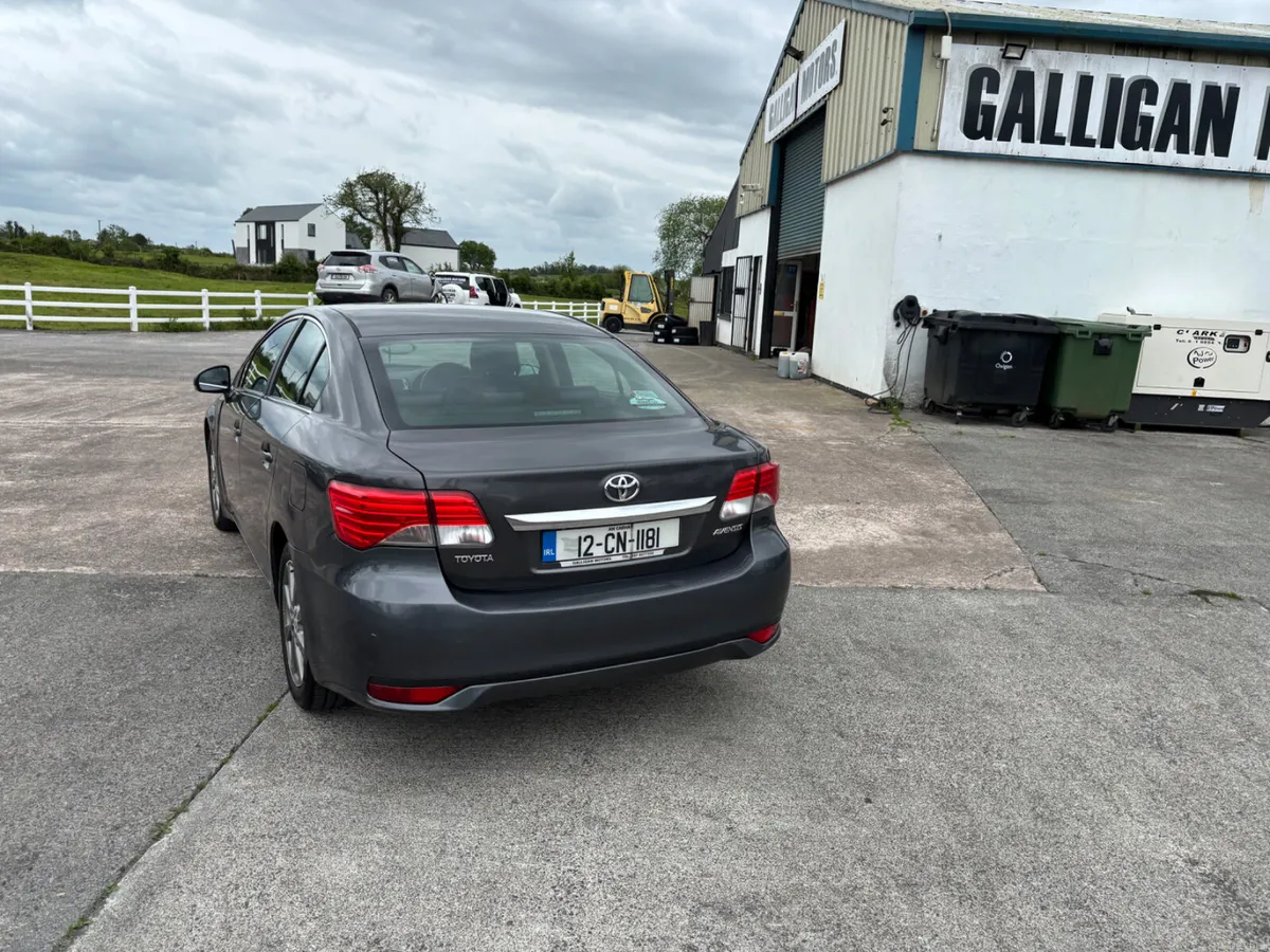 Toyota Avensis 2012 - Image 3