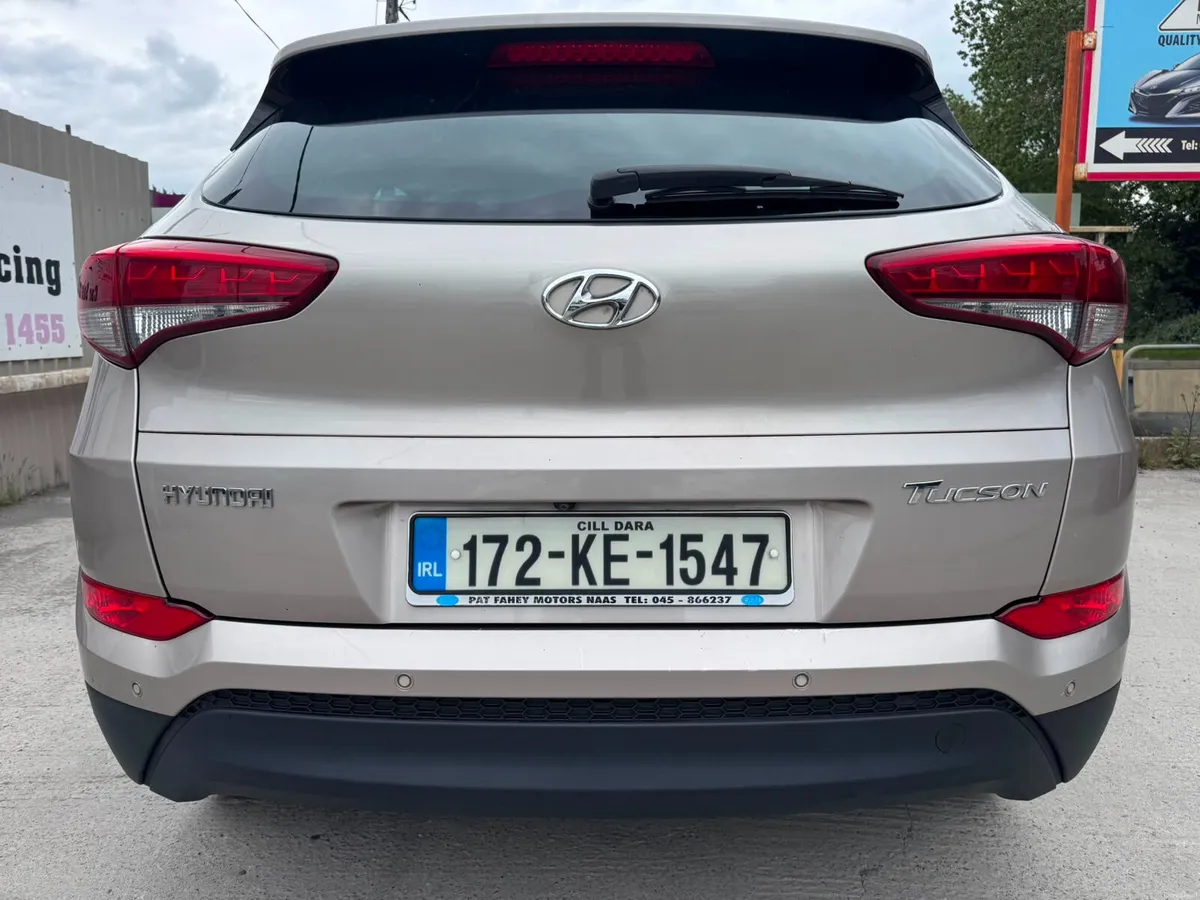 172 Hyundai Tucson 1.7D EXECUTIVE Warranty - Image 5