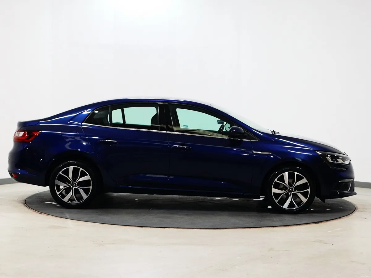 *34* 2021 Renault Megane 1.3 iconic - Image 3