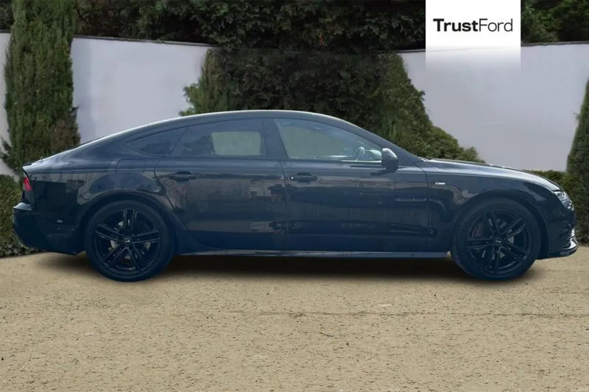 Audi A7 Black Edition - Image 3