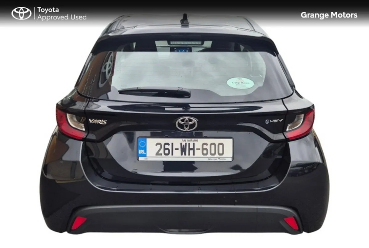 Toyota Yaris 1.5 HYBRID LUNA 5DR**DEMO MODEL** - Image 4