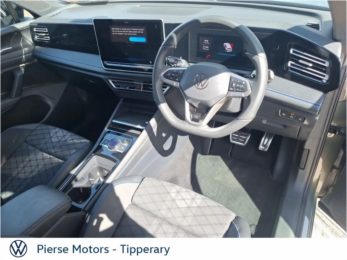 Volkswagen Tiguan Tiguan R-Line Tsi Phev S-A  R-Li - Image 2