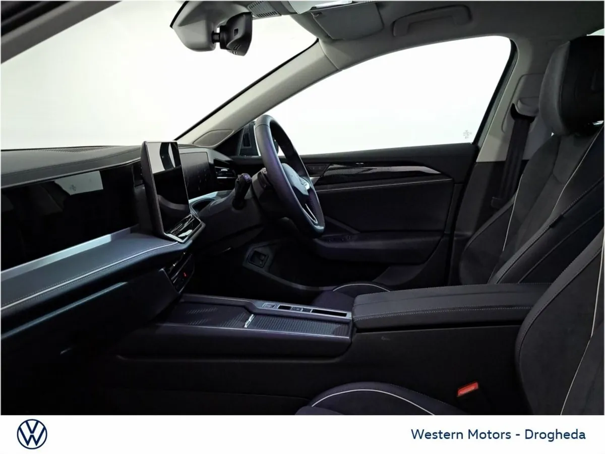 Volkswagen Passat Business Edition 1.5 eHybrid PHE - Image 4