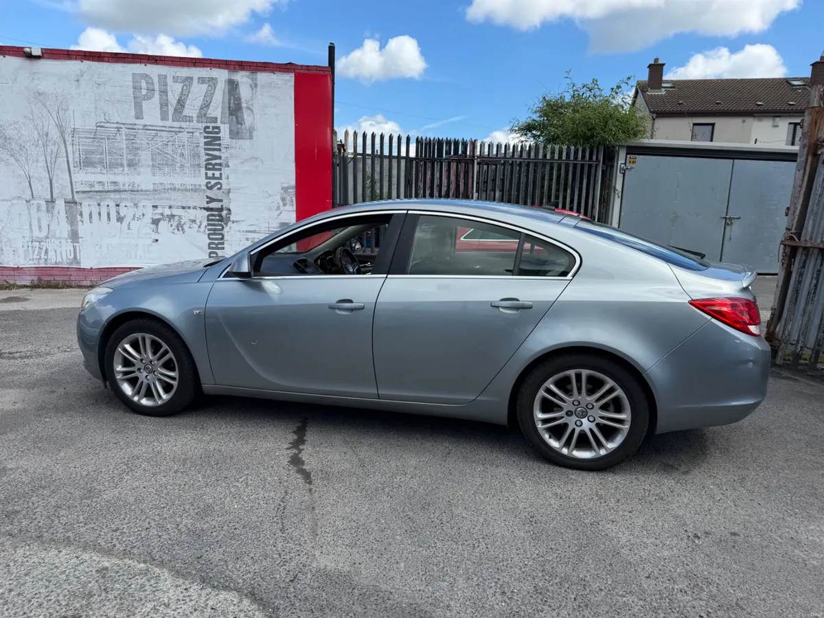 Vauxhall Insignia 2011 new nct €2490 - Image 4