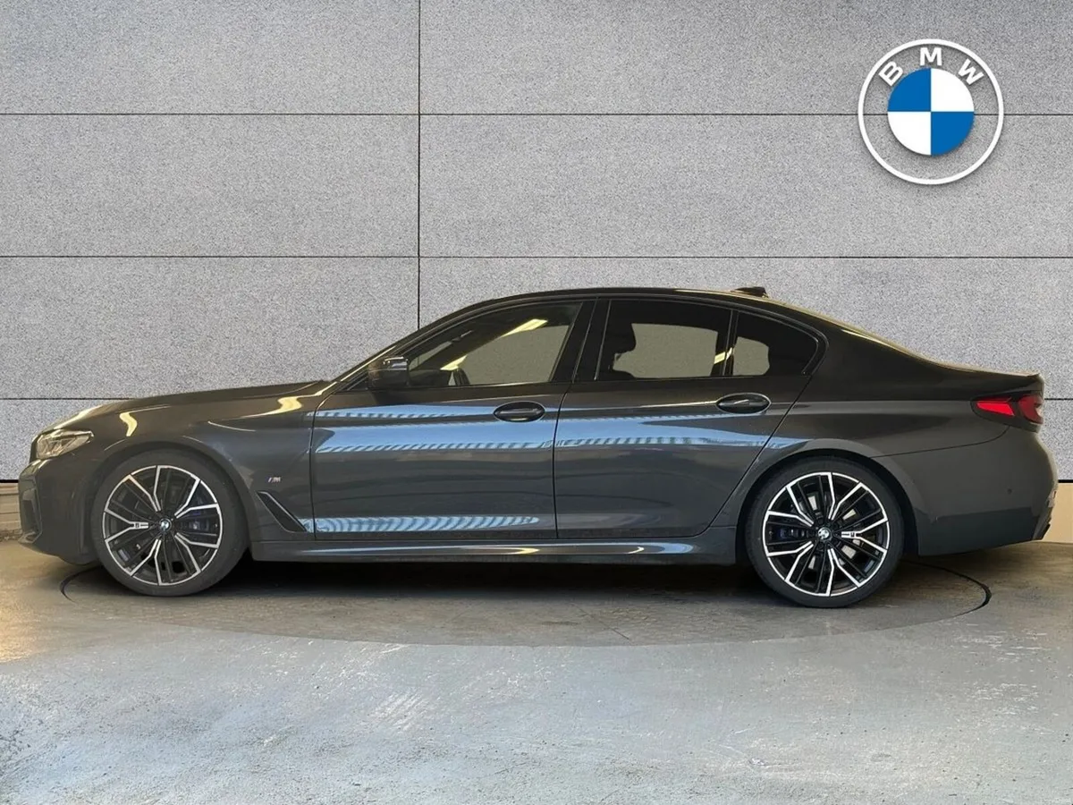 BMW 5-Series 520d M Sport (MHT) 18% - Image 3