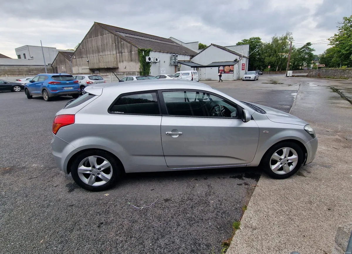 Kia pro ceed - Image 1