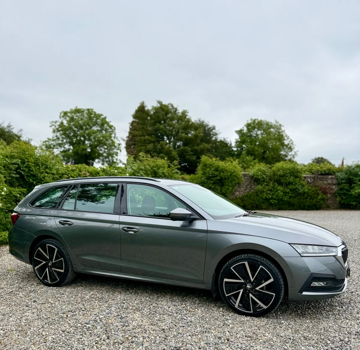 2024 Skoda Octavia Combi 2.0 TDI Ambition 115HP - Image 3