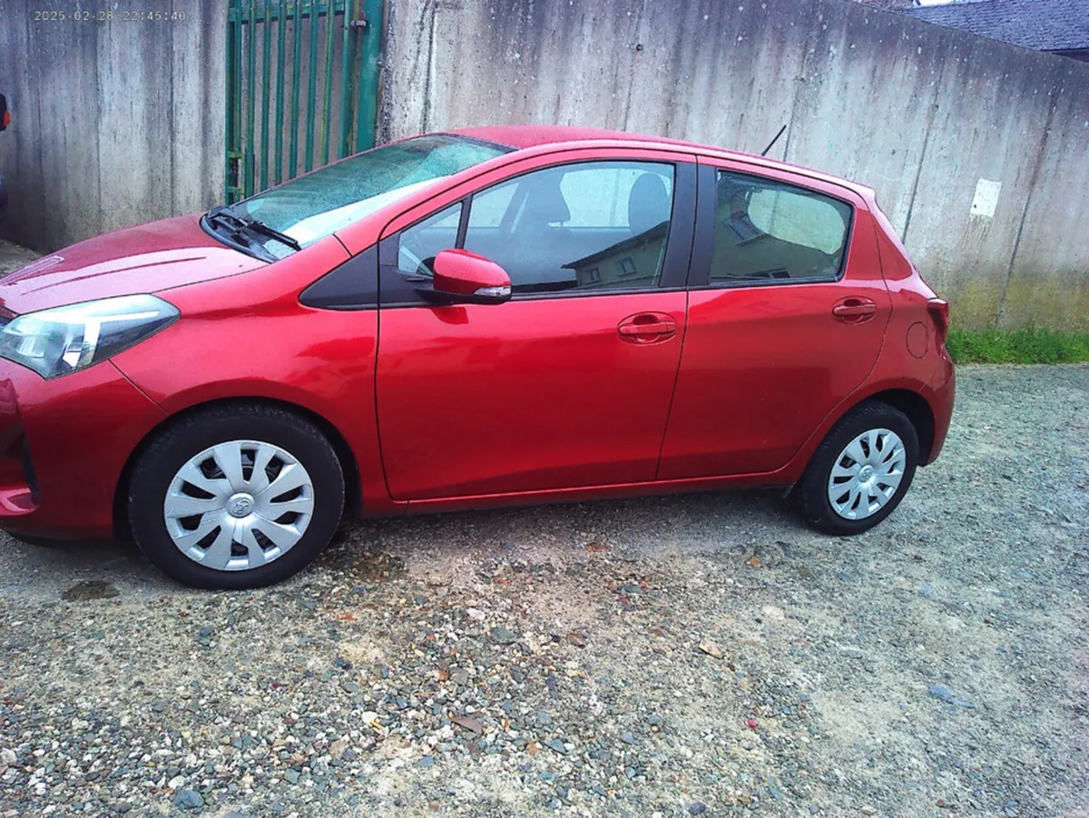 Toyota Yaris 1.0 LUNA MC 4DR - Image 4