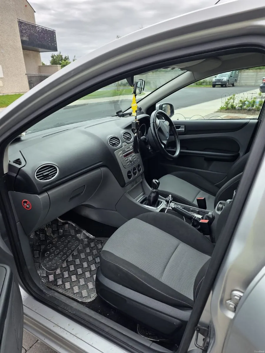 Ford Focus 2009 - Image 1