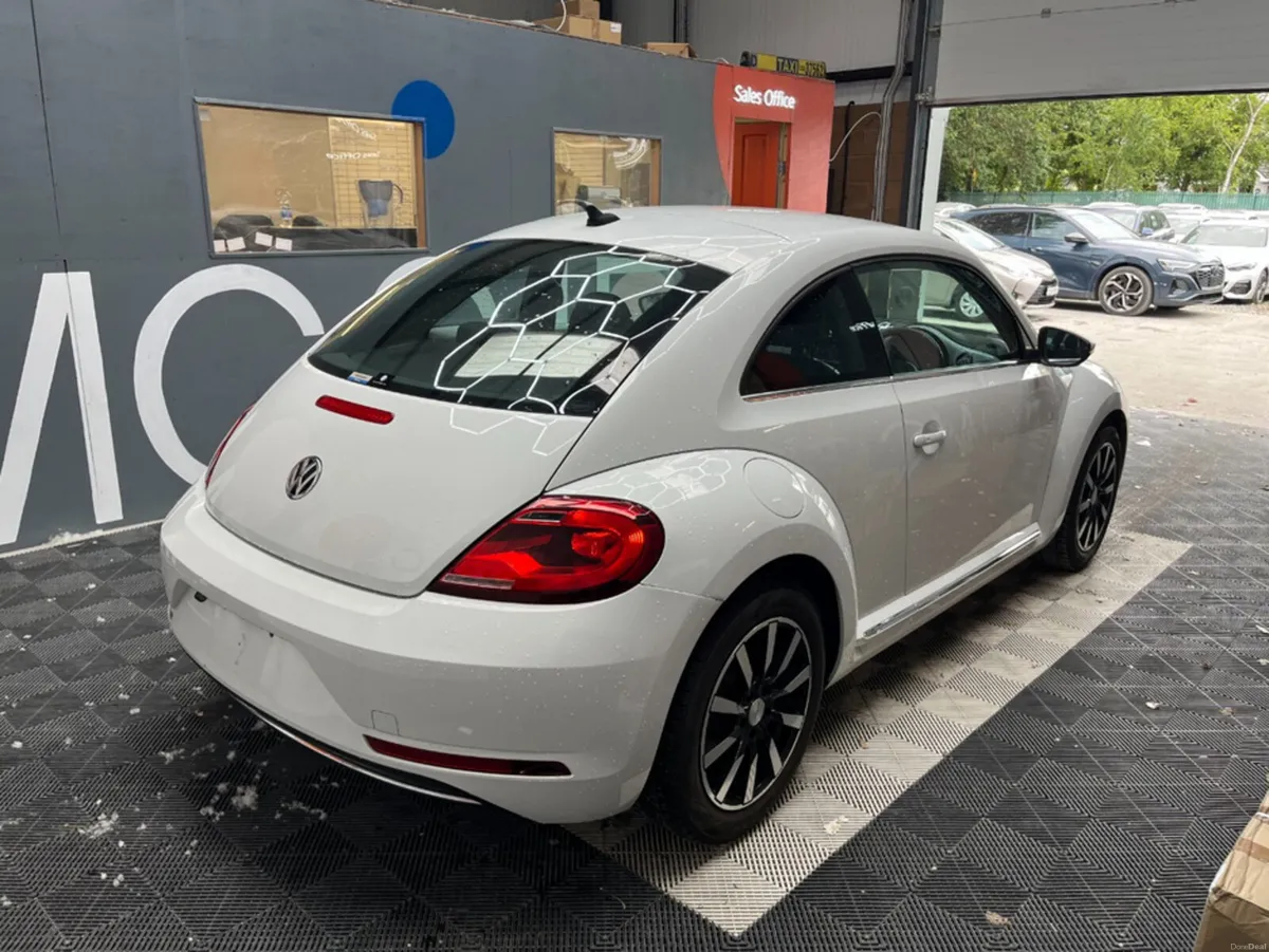 Volkswagen Beetle 2017 VOLKWAGEN BEETLE DESIGN 1.2 - Image 2