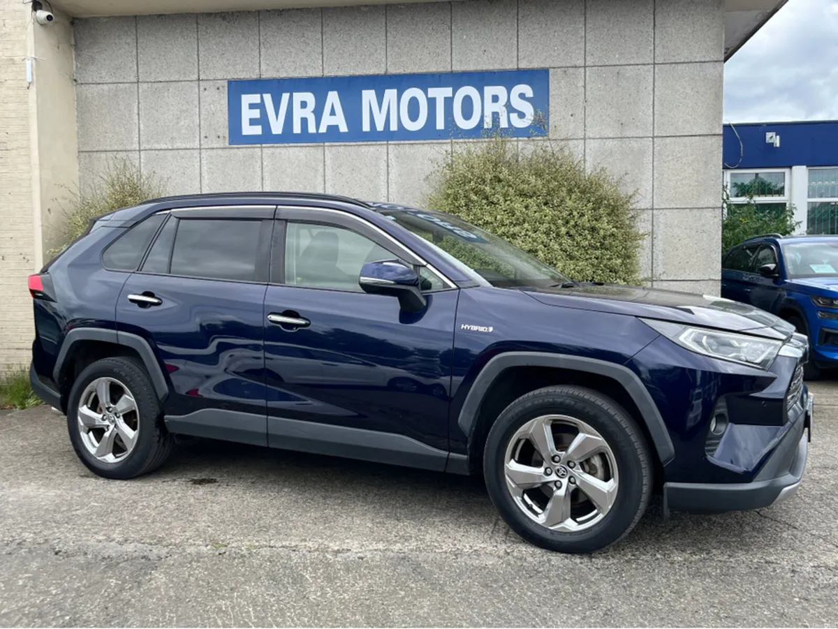 Toyota RAV4 G 4WD LEATHER HYBRID AUTOMATIC 2.5 PET - Image 3