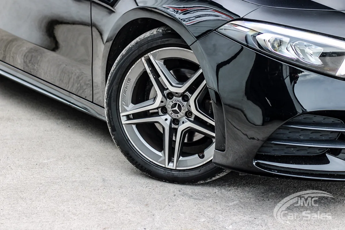 2019 MERCEDES BENZ A-CLASS AMG LINE - Image 5