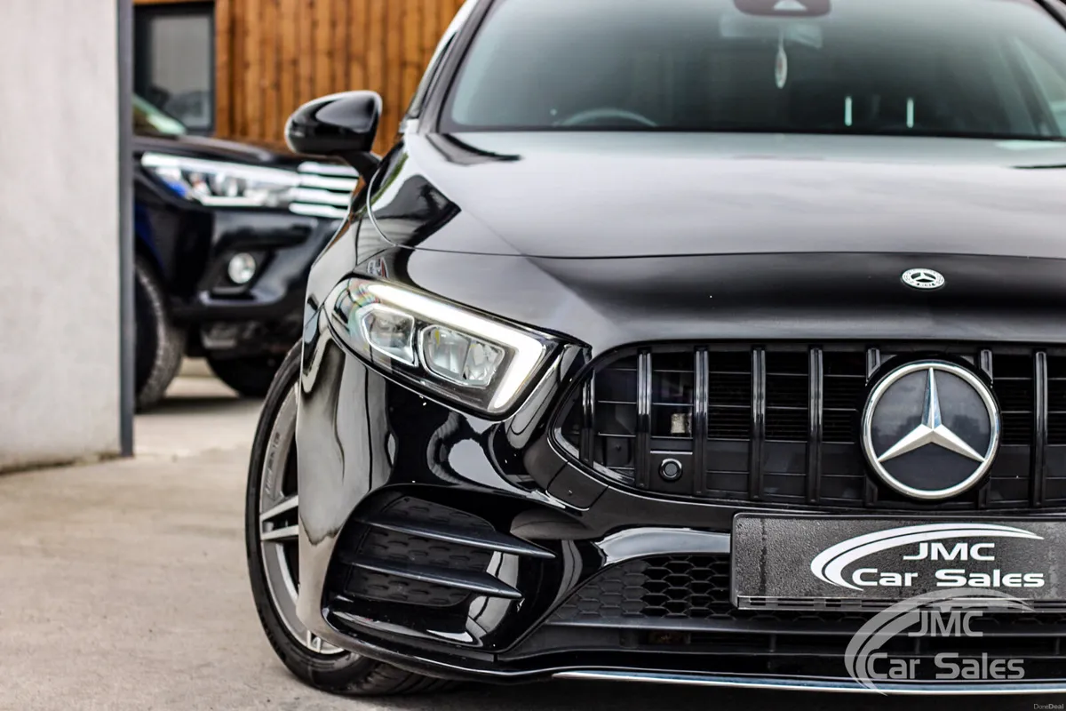 2019 MERCEDES BENZ A-CLASS AMG LINE - Image 6