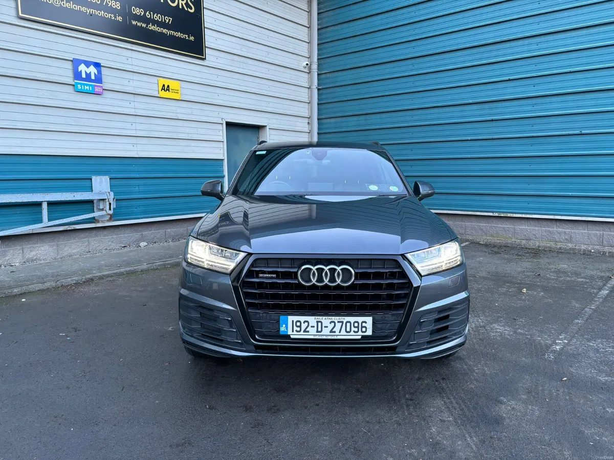 192 Audi Q7 N1 2 Seat Commercial Van - Image 2