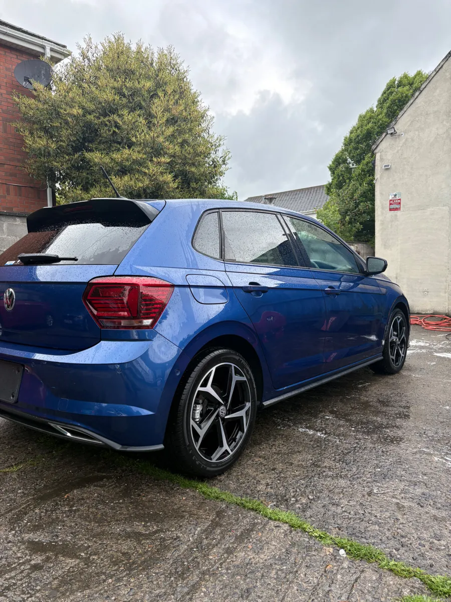 Volkswagen Polo 2019 - R Line 1.5L - Image 5