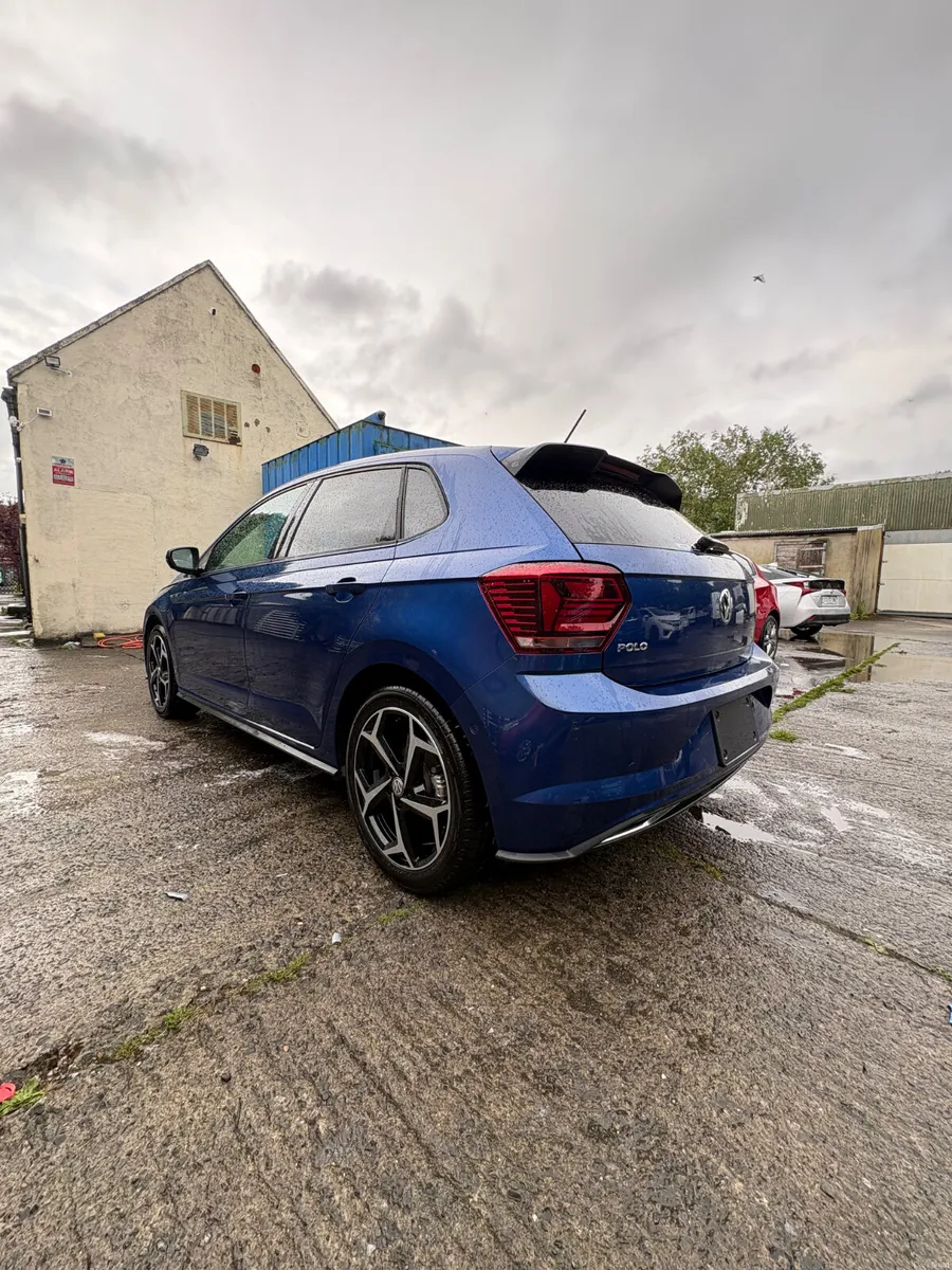 Volkswagen Polo 2019 - R Line 1.5L - Image 6