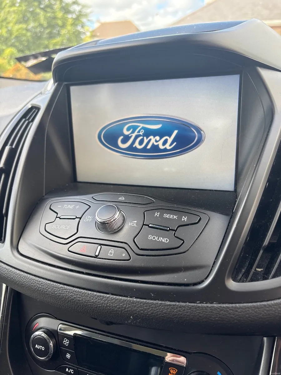 Ford Kuga - Image 6