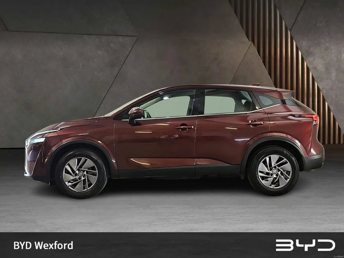 Nissan Qashqai 1.3 PET MILD HYBRID SV - Image 4