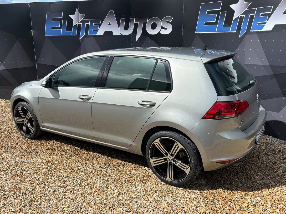 VW Golf Comfortline TSI Automatic  2015 - Image 4
