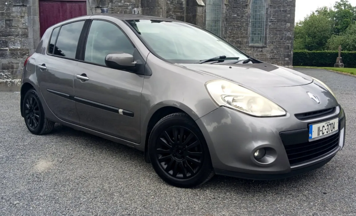 11 Renault Clio 1.5dci Nct & Tax 4 27 - Image 1