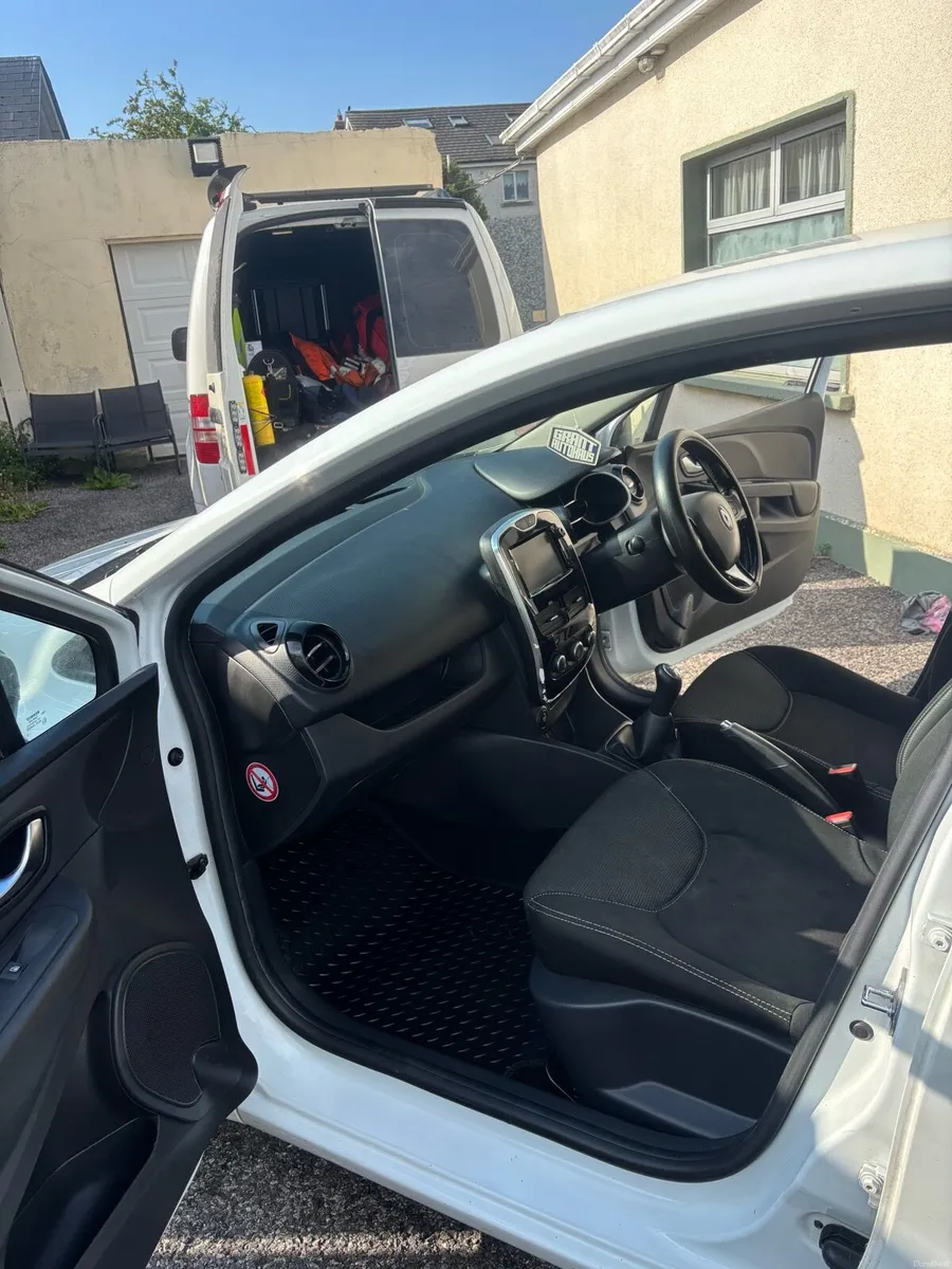 2016 Renault Clio IV Dynamique NAV 1.2 - Image 4