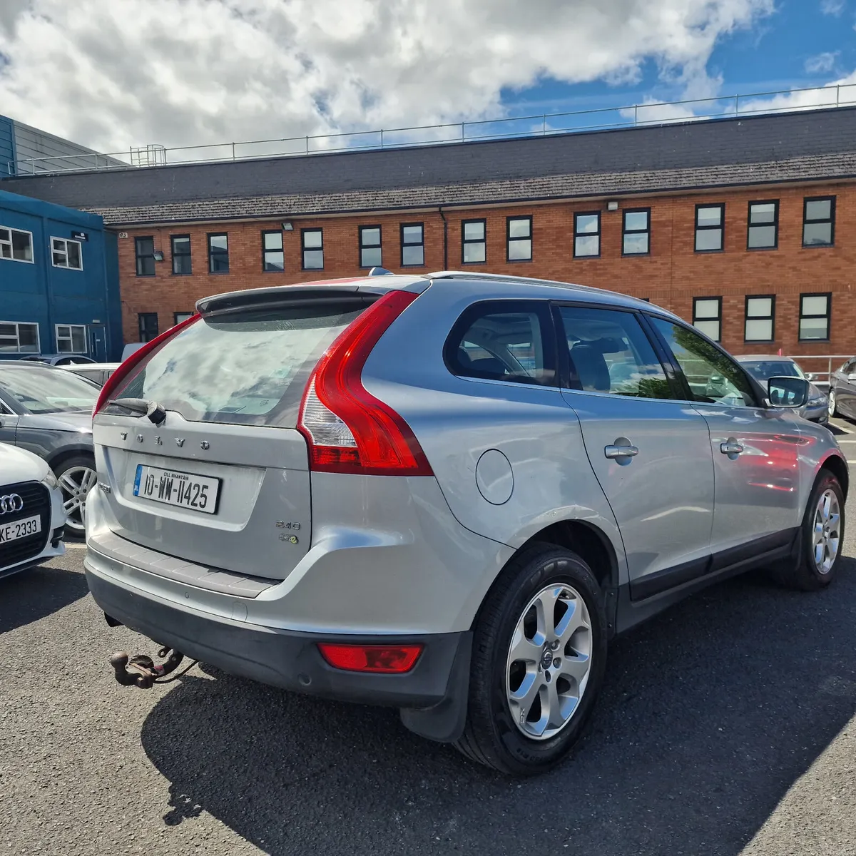 Volvo XC60 2010 Full Service History - Image 3