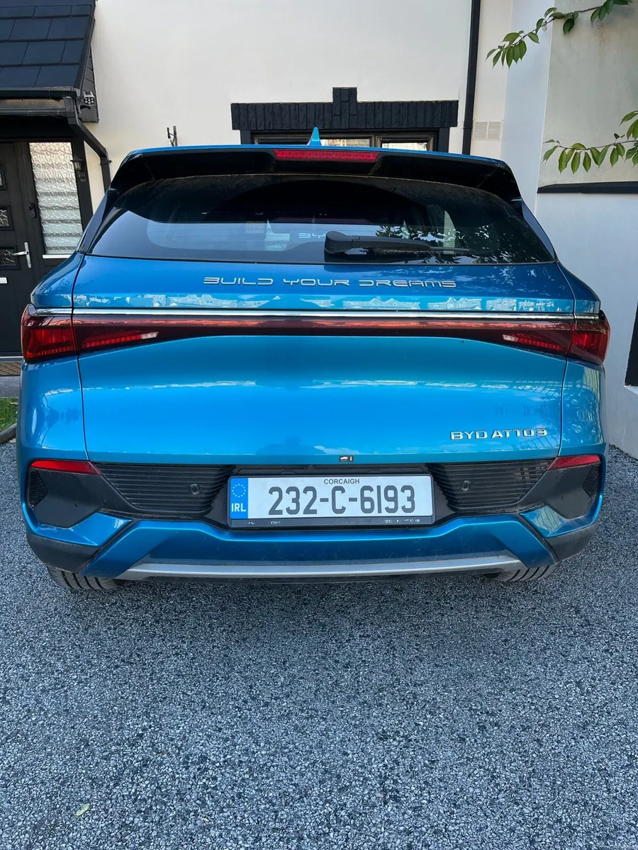 Gorgeous BYD - Image 3