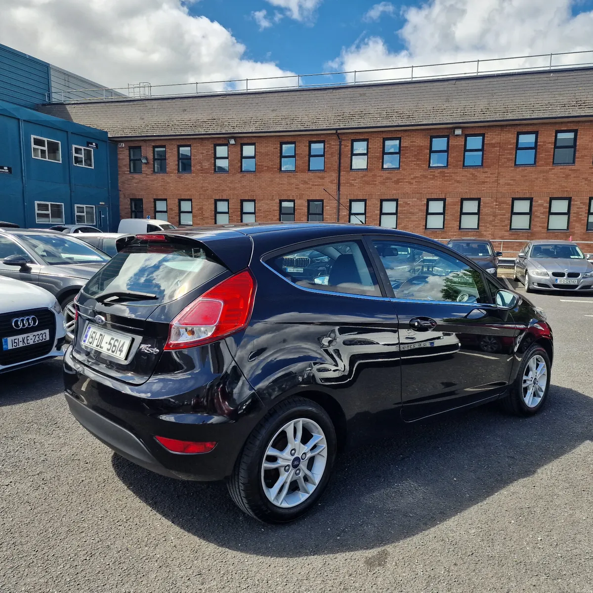 Ford Fiesta 2015 Service history  Warranty - Image 2